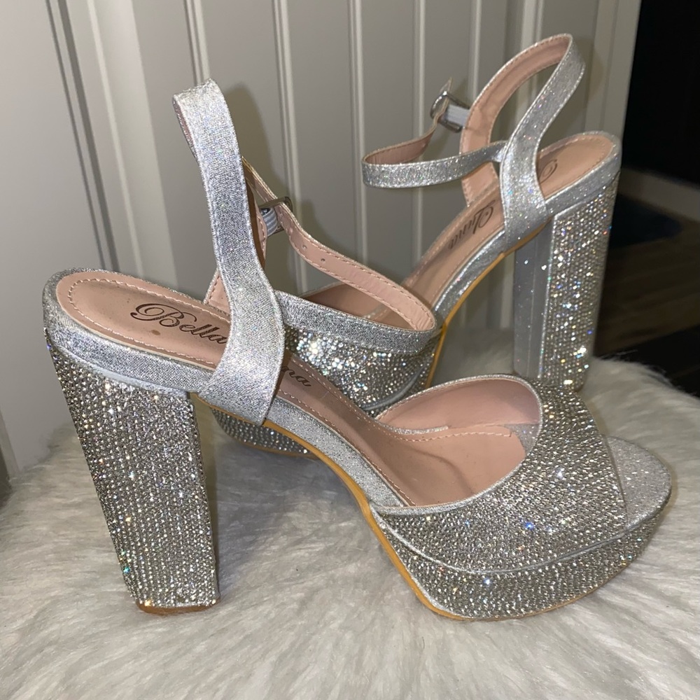 eye-catching heel sparkling rhinestones